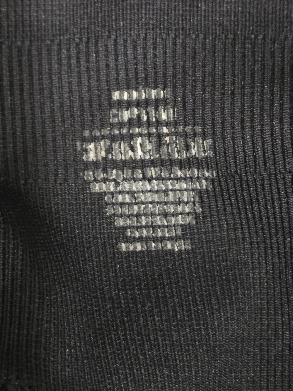 DFYNE Dynamic 4.5" Seamless Gym Shorts, Midnight Black, Size S - Picture 7 of 9